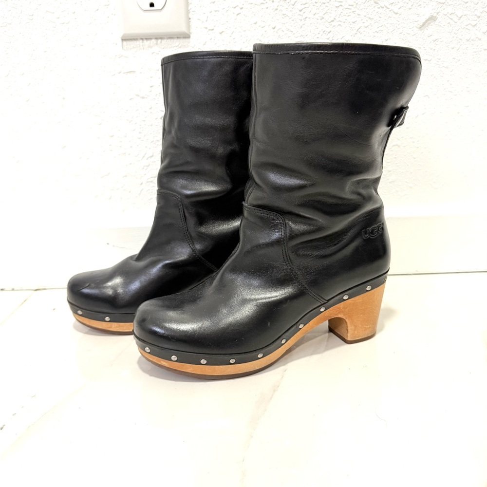 UGG Lynnea Black Leather Clogs‎ with Wooden Heel 7